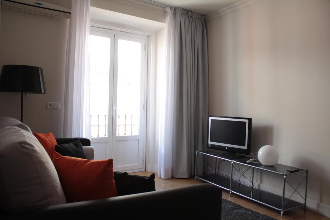 Metropol Rooms Madrid Extérieur photo